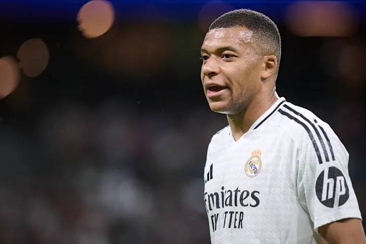 爱游戏中国官网Ning遭遇五持续失利，皇家马德里教练压力巨大！