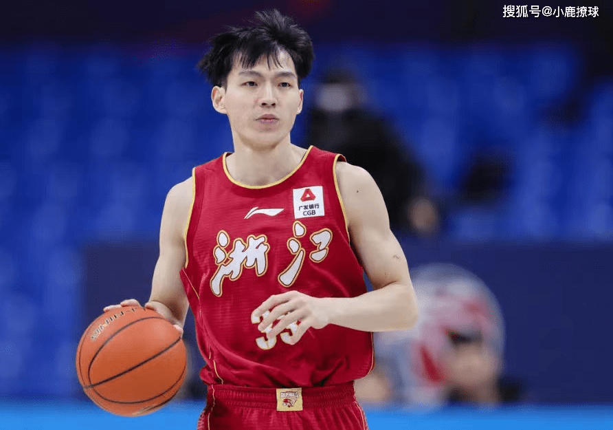 爱游戏AYX APP下载包含阿扎伦卡巅峰对决，凯恩与80激战中国队分钟，战术调整胜负难料！的词条