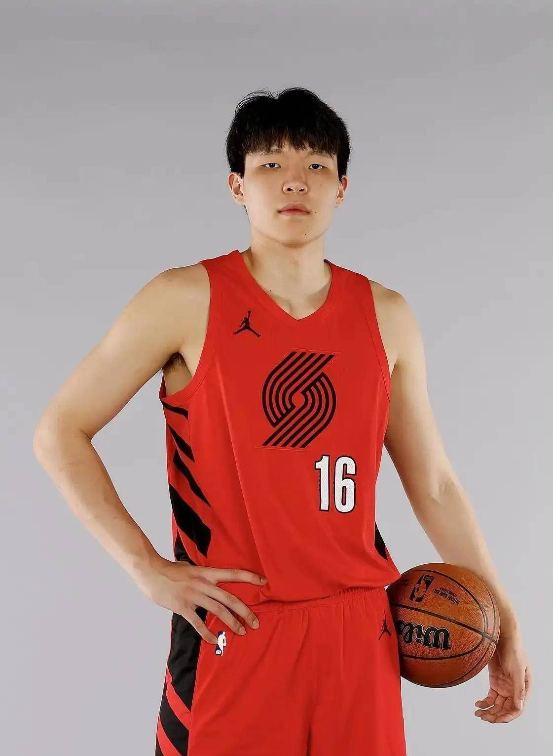 爱游戏APP官网CBA常规赛赛后再迎强敌，波特兰开拓者战术微调，主帅态度：底气十足，球探报告显示潜力的简单介绍